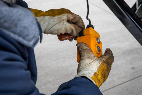 hydraulics controller